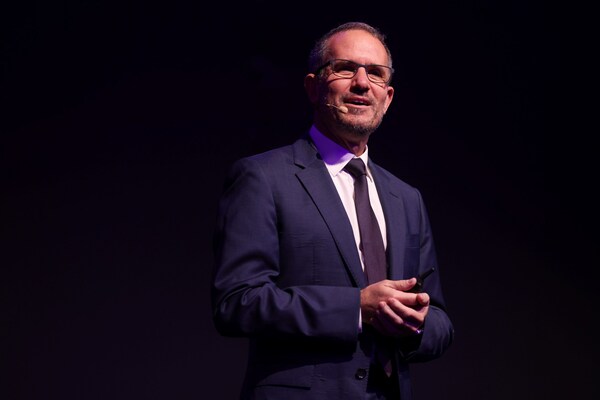 Becoming a one-stop-shop for wellness solutions, Mr. Lior Dayan, the CEO of Alma Lasers, announced the company's new vision